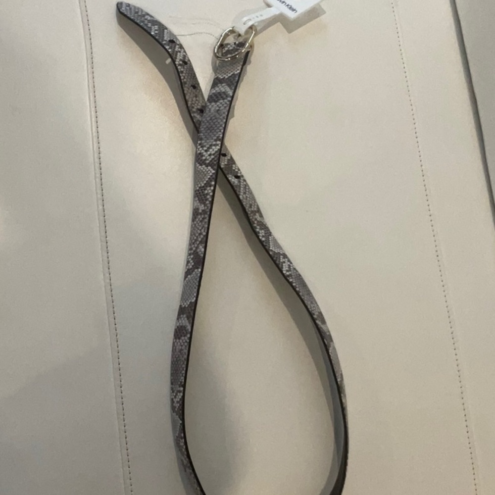 NWT 🎉HOST PICK🎉 Calvin Klein Snake Print Belt - Size XL - Picture 5 of 16